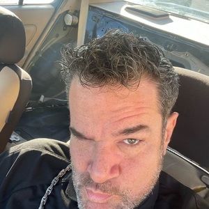 Meet your Posher, Christopher